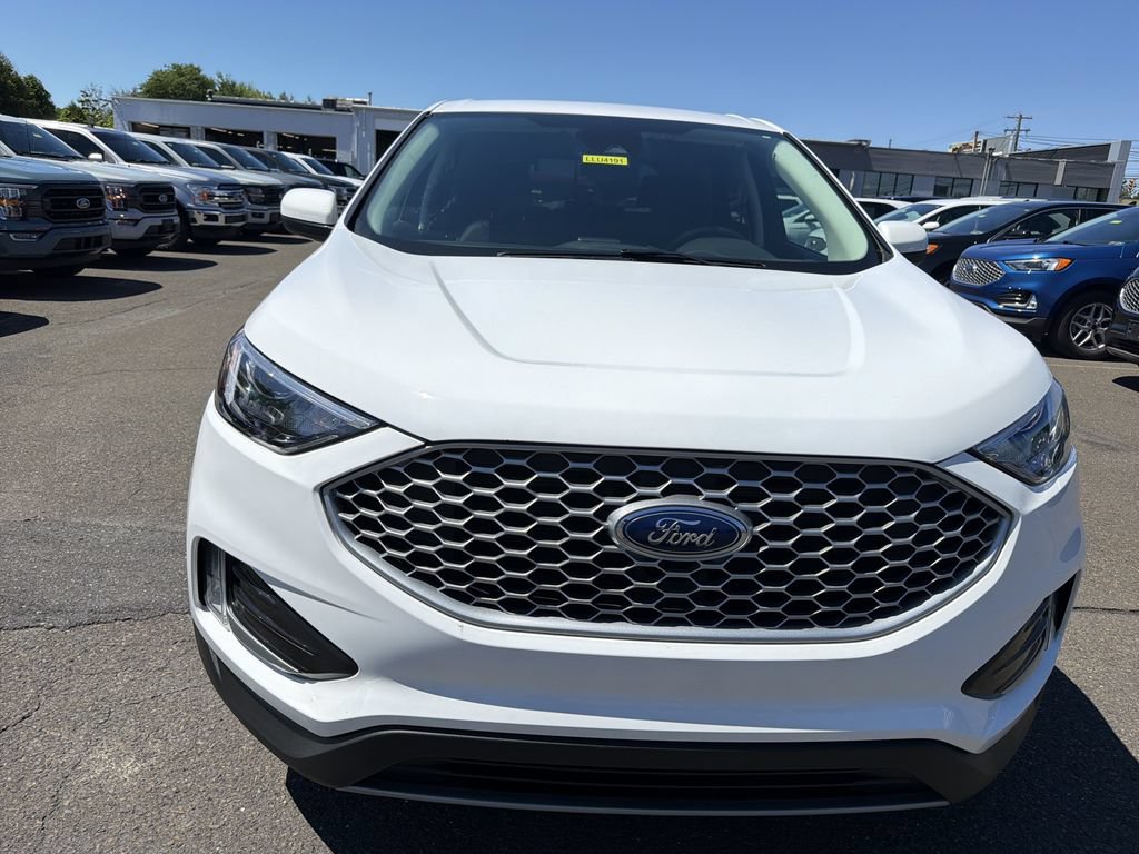 Used 2023 Ford Edge SEL w/ Convenience Package AWD/4WD image 8