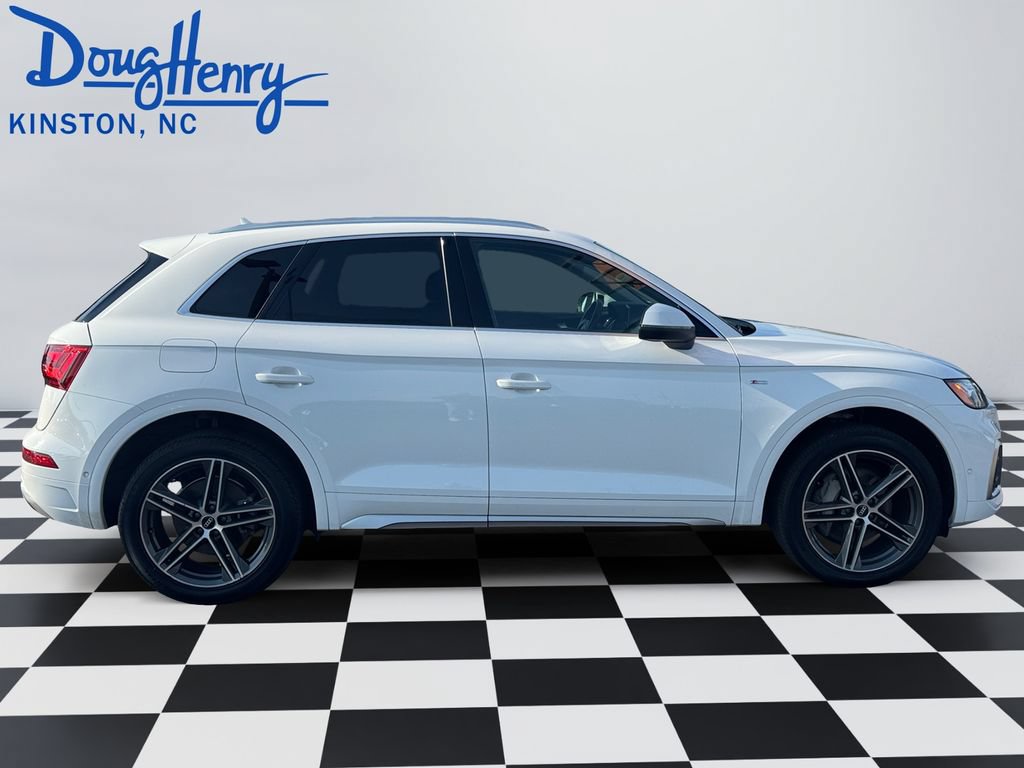 Used 2021 Audi Q5 e Prestige AWD/4WD image 6