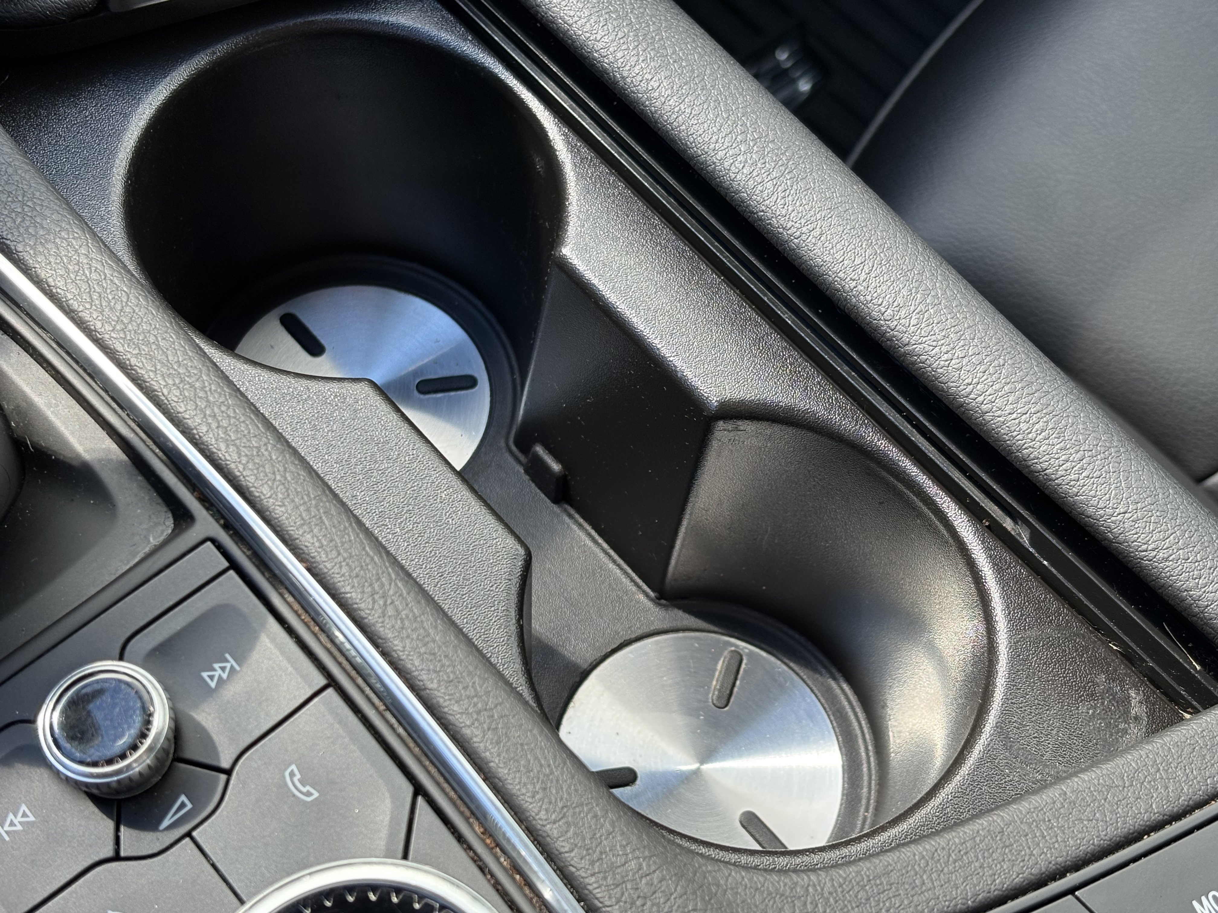 Certified 2024 Cadillac XT6 Luxury w/ LPO, Floor Liner Package image 28