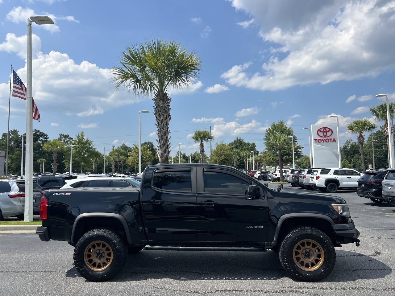 Used 2018 Chevrolet Colorado ZR2 AWD/4WD image 11