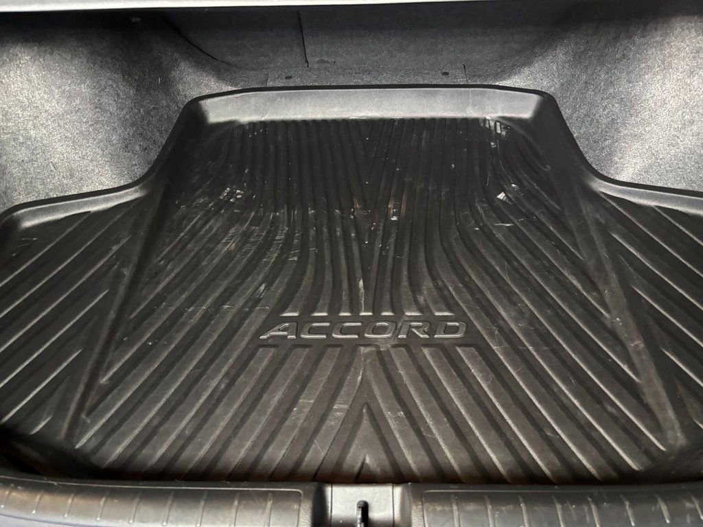 Used 2020 Honda Accord EX-L image 22
