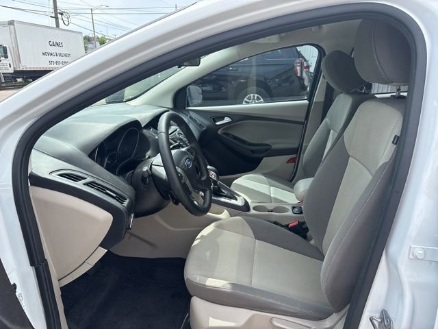 Used 2014 Ford Focus SE FWD image 12