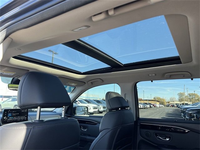 Used 2025 Honda Pilot Touring image 16