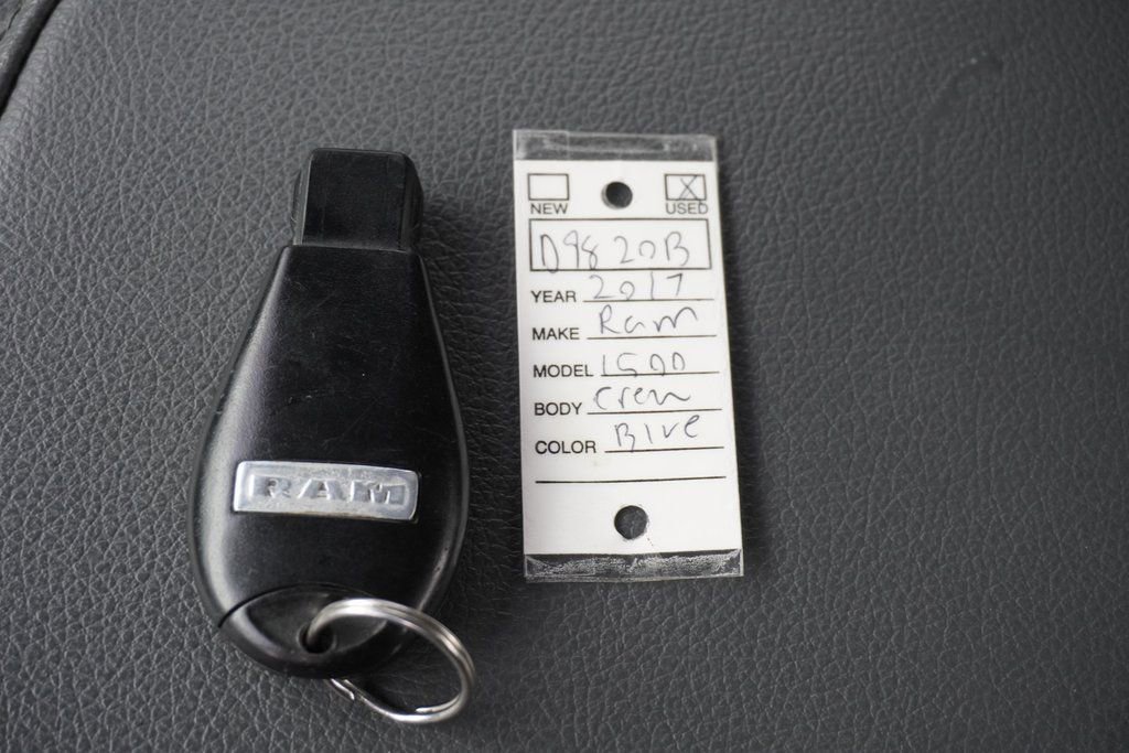 Used 2017 RAM 1500 Express image 35
