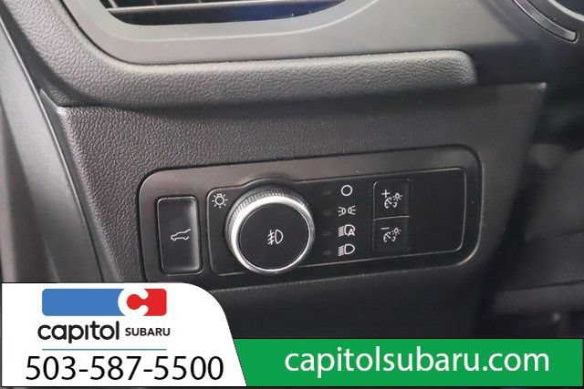 Used 2023 Ford Escape Platinum w/ Premium Technology Package AWD/4WD image 16