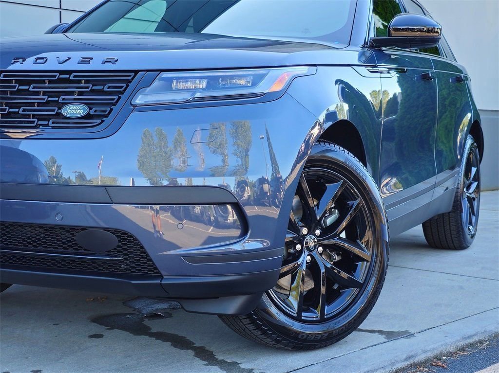 New 2025 Land Rover Range Rover Velar S AWD/4WD image 2