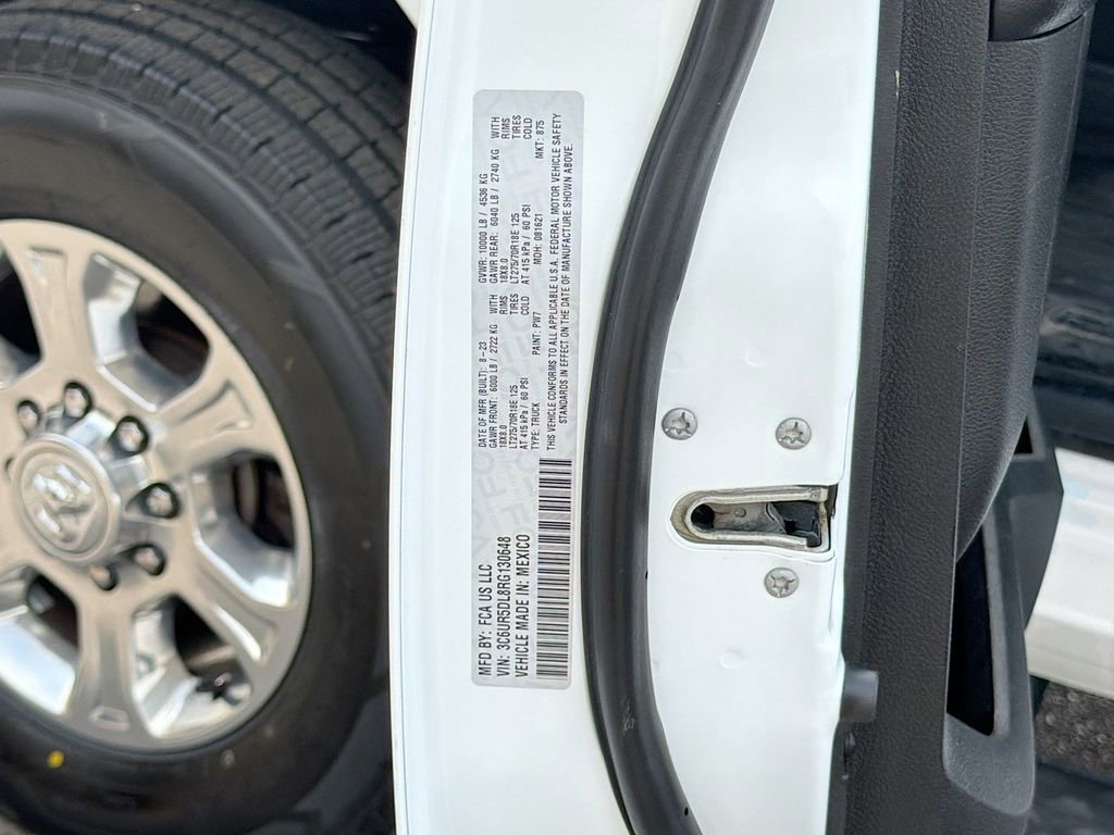 Used 2024 RAM 2500 Big Horn AWD/4WD image 39