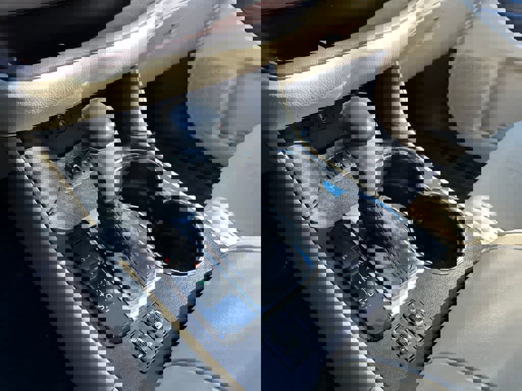 Used 2016 Toyota Highlander XLE image 18