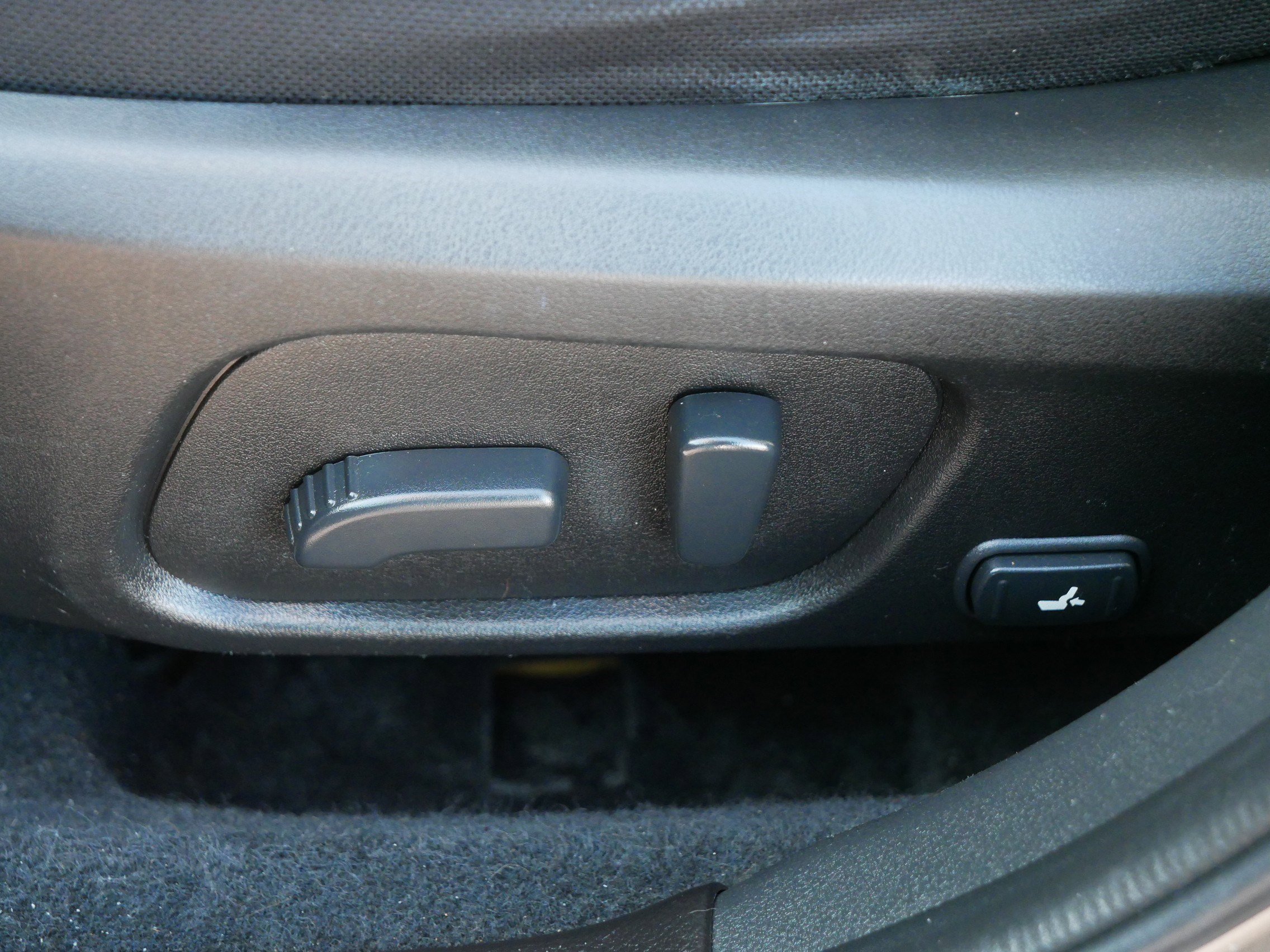 Used 2015 Subaru Forester 2.5i Premium w/ All-Weather Package image 20