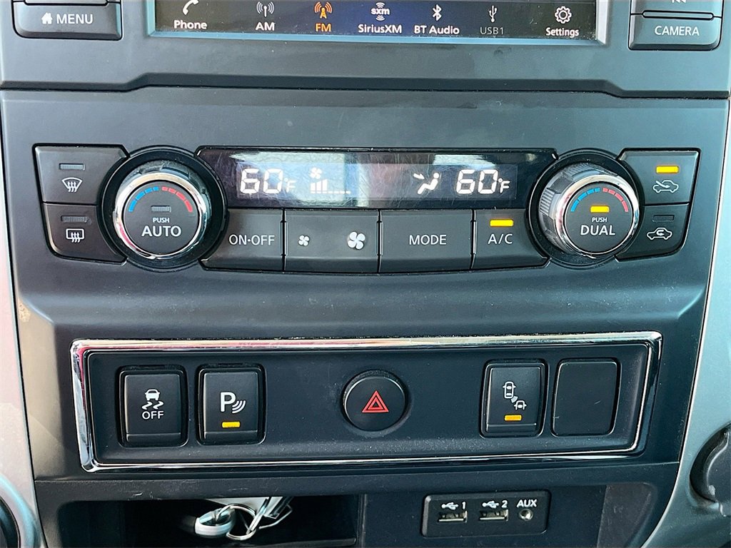Used 2019 Nissan Titan SV w/ SV Convenience Package image 16