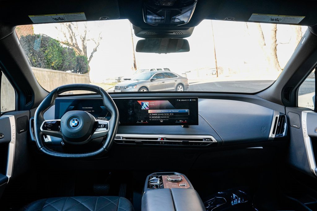 Used 2023 BMW iX xDrive50 w/ Ultimate Package 2 image 12