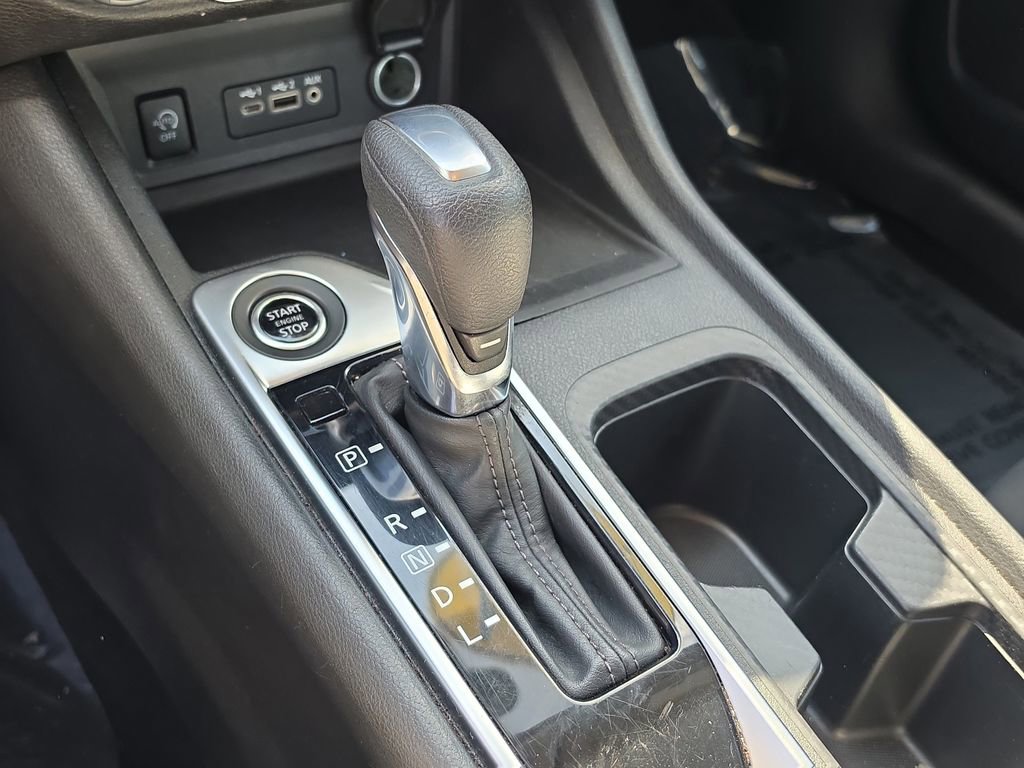 Used 2024 Nissan Sentra SV FWD image 27