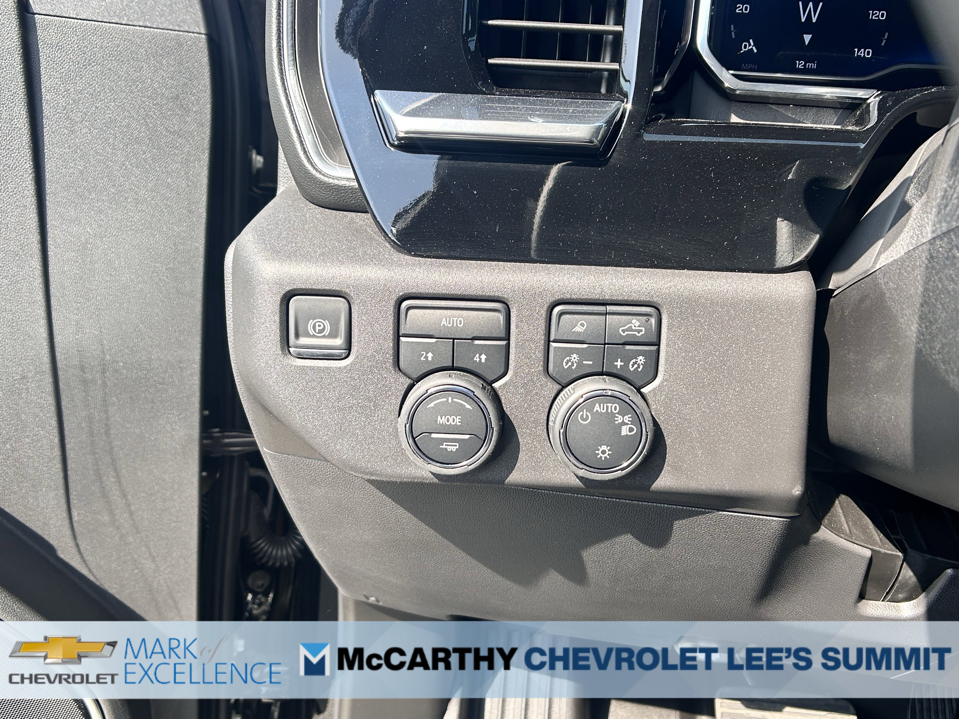 New 2025 Chevrolet Silverado 1500 LT w/ Safety Package image 25