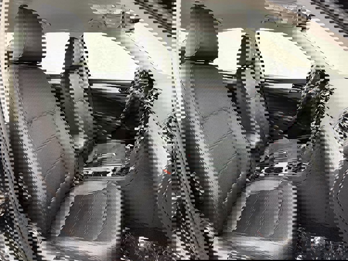 Used 2013 Volkswagen Passat 2.5 SE image 18