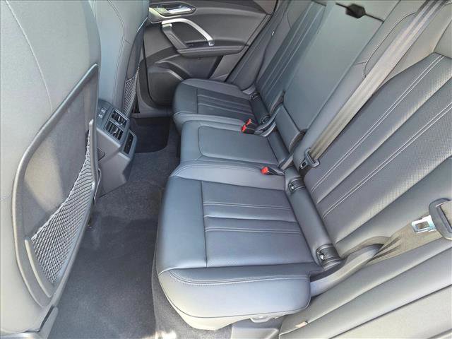 New 2025 Audi Q5 Premium Plus image 16