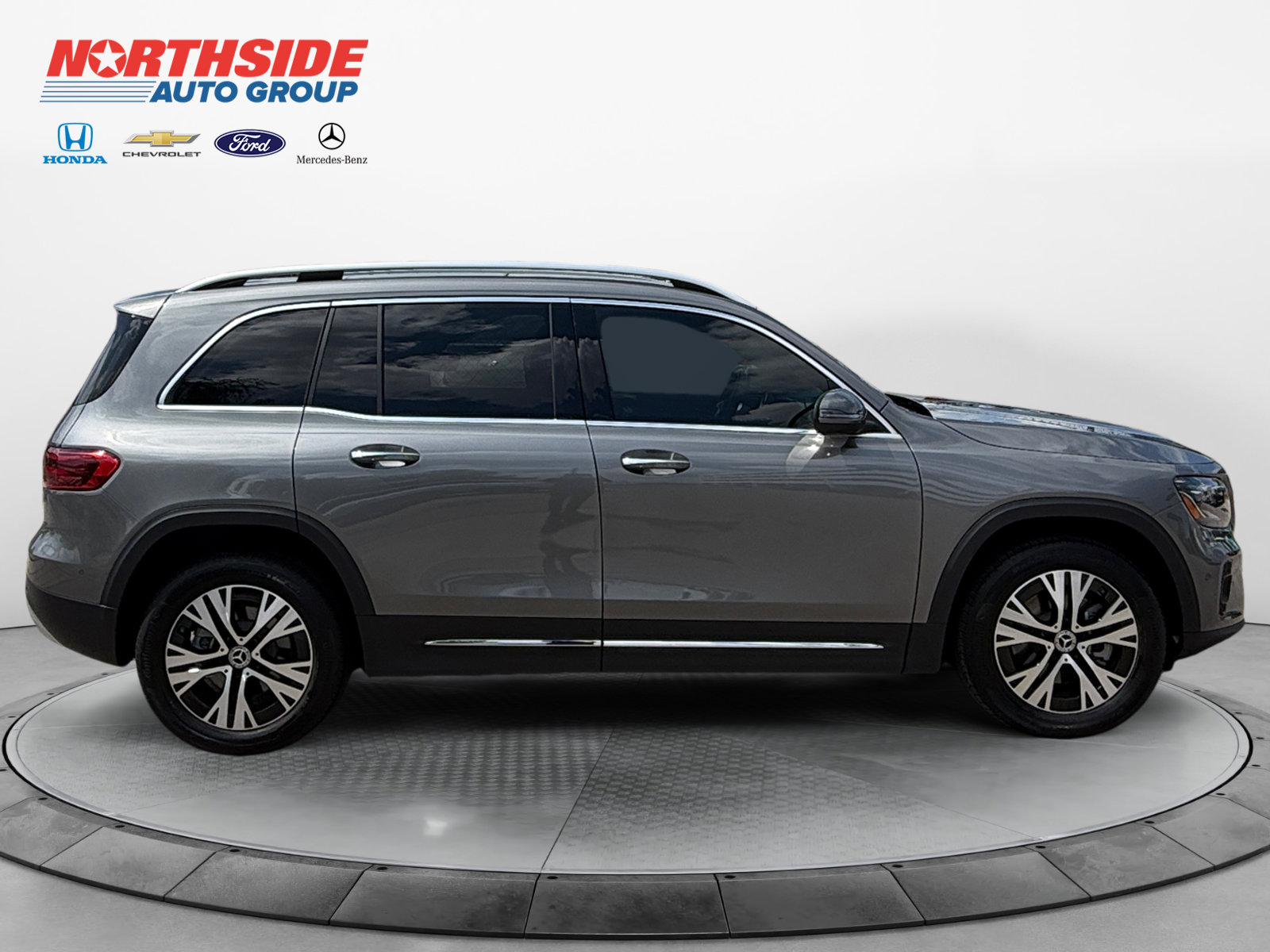 Used 2026 Mercedes-Benz GLB 250 image 8