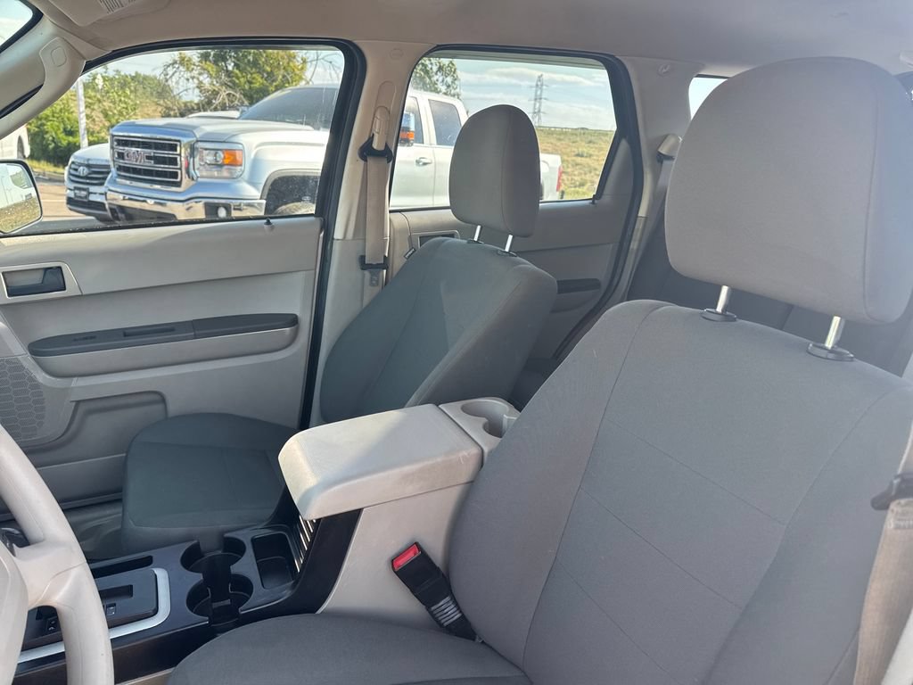 Used 2012 Ford Escape XLS FWD image 22
