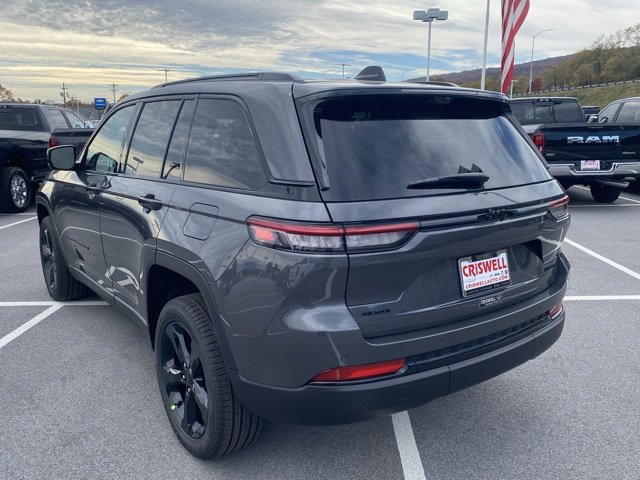 New 2025 Jeep Grand Cherokee Limited image 5