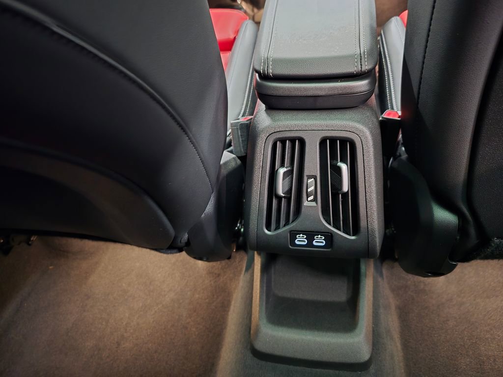 Used 2025 BMW X2 xDrive28i image 33