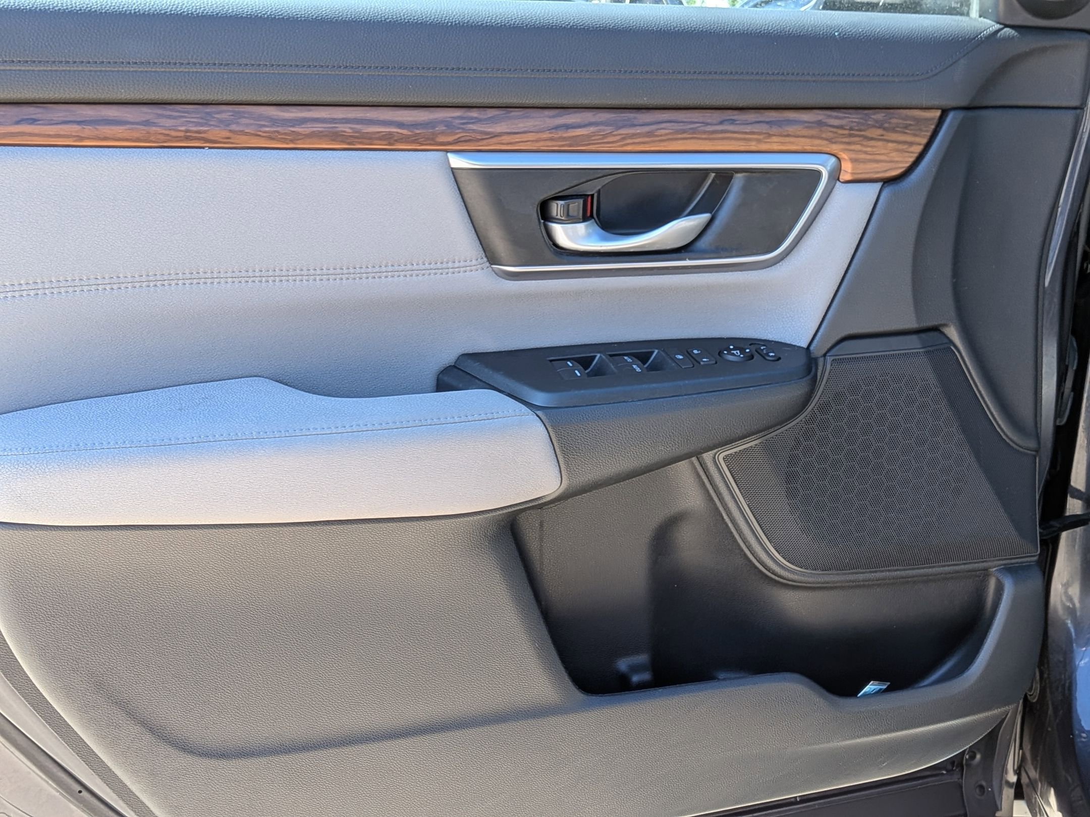 Used 2019 Honda CR-V EX image 12