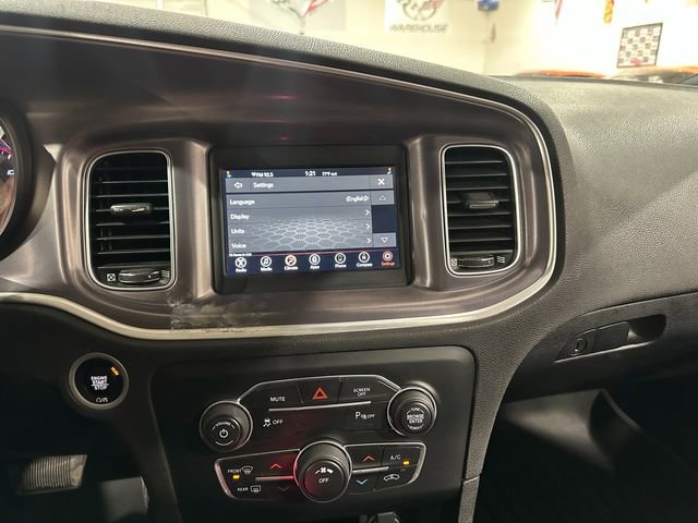 Used 2020 Dodge Charger SXT image 16
