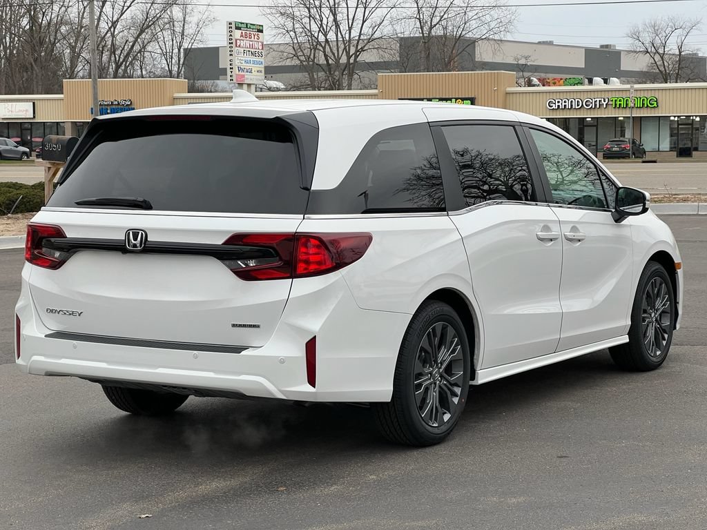 New 2026 Honda Odyssey Touring image 10