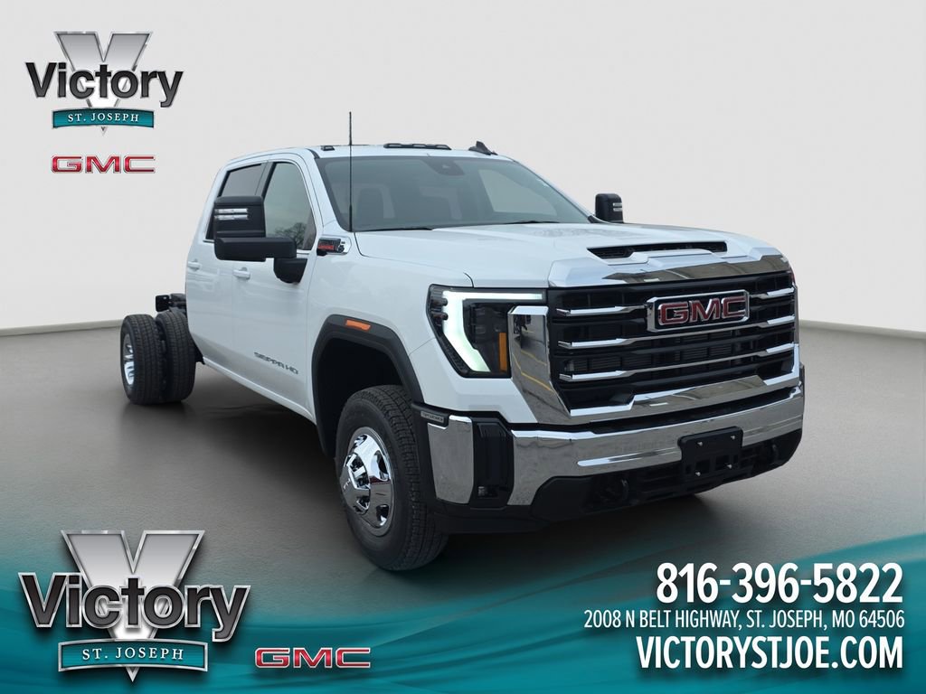 New 2026 GMC Sierra 3500 SLE w/ SLE Convenience Package AWD/4WD image 1