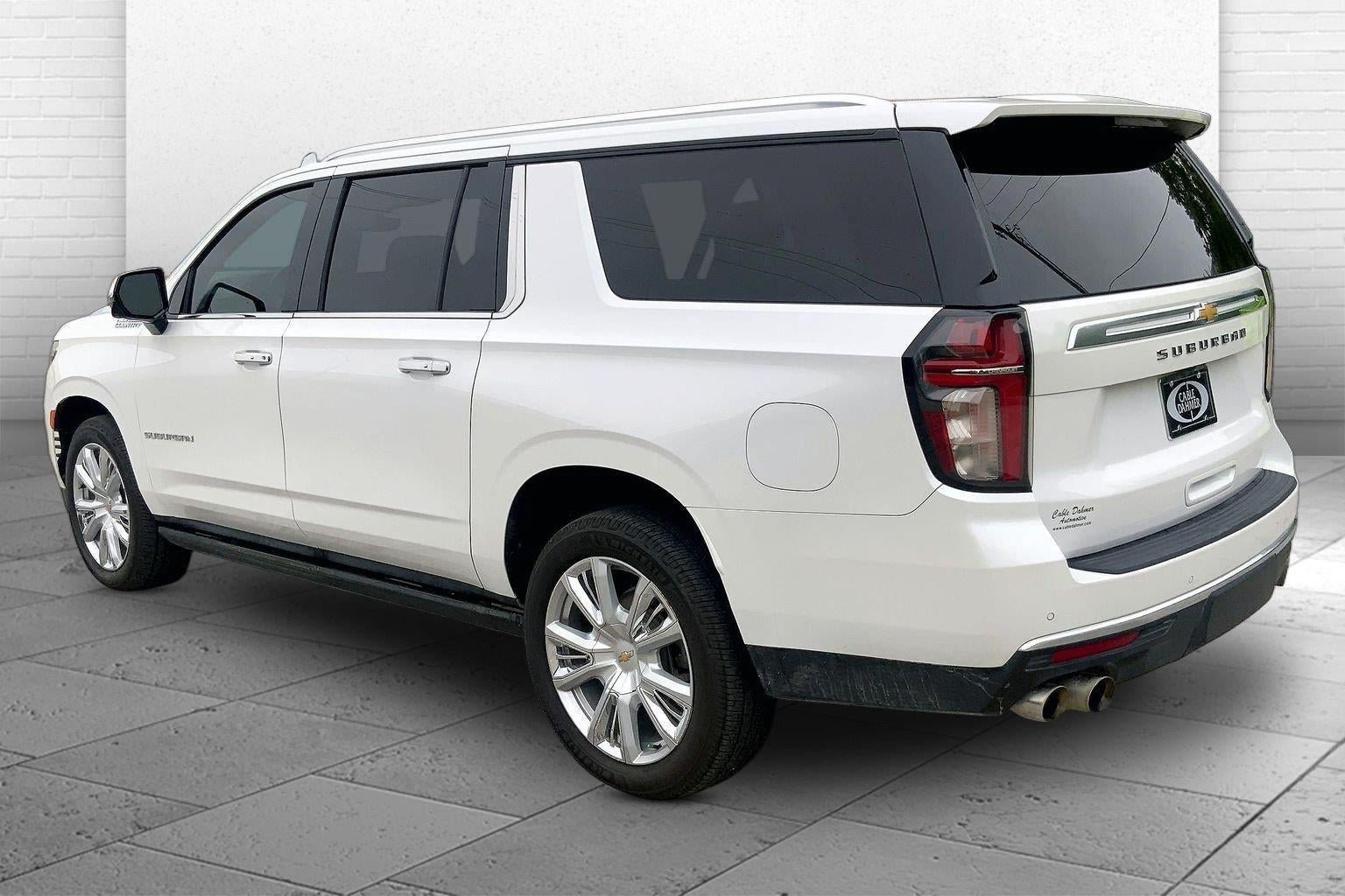 Used 2023 Chevrolet Suburban High Country w/ Premium Package AWD/4WD image 11