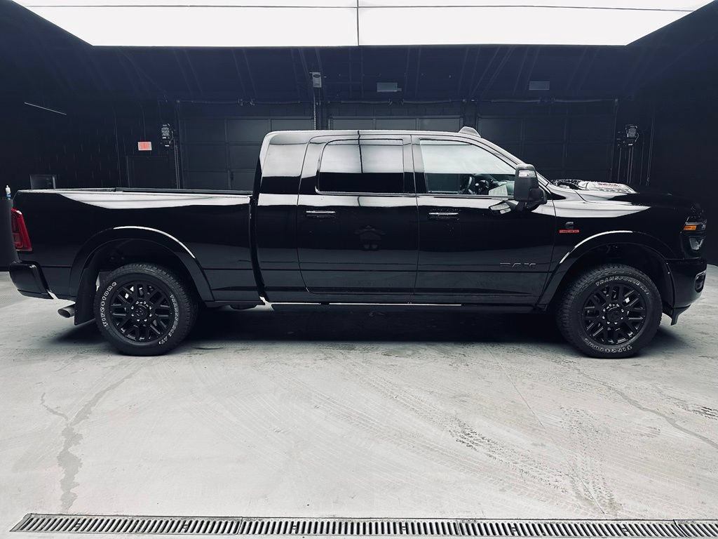 Used 2026 RAM 2500 Limited AWD/4WD image 8