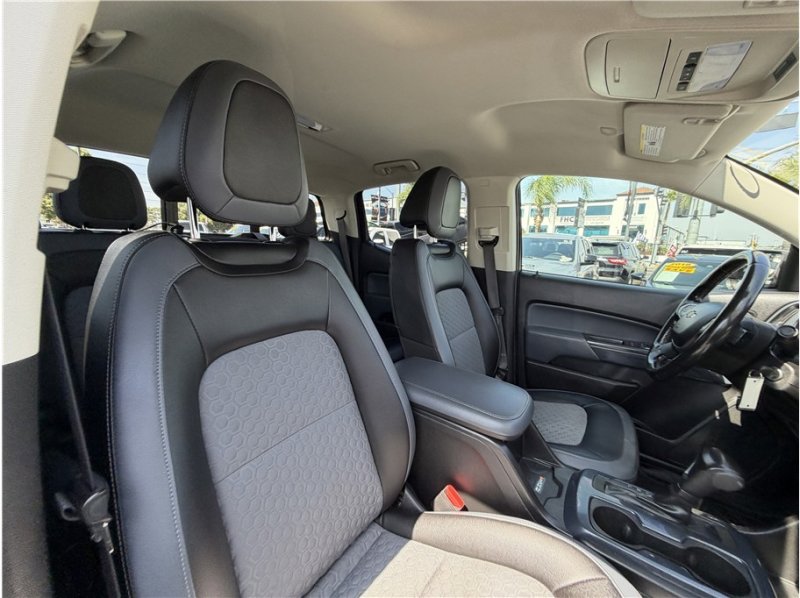 Used 2019 Chevrolet Colorado Z71 image 31