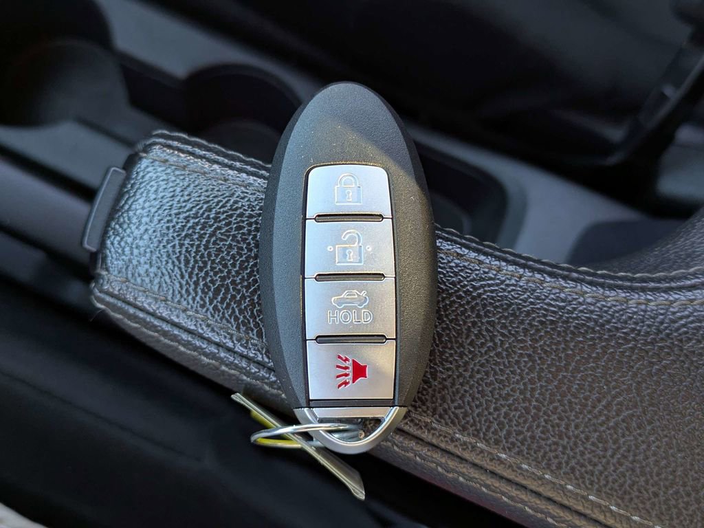 Used 2024 Nissan Kicks S image 27