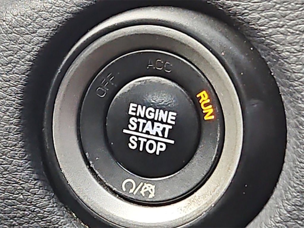 Used 2020 Dodge Durango GT image 34