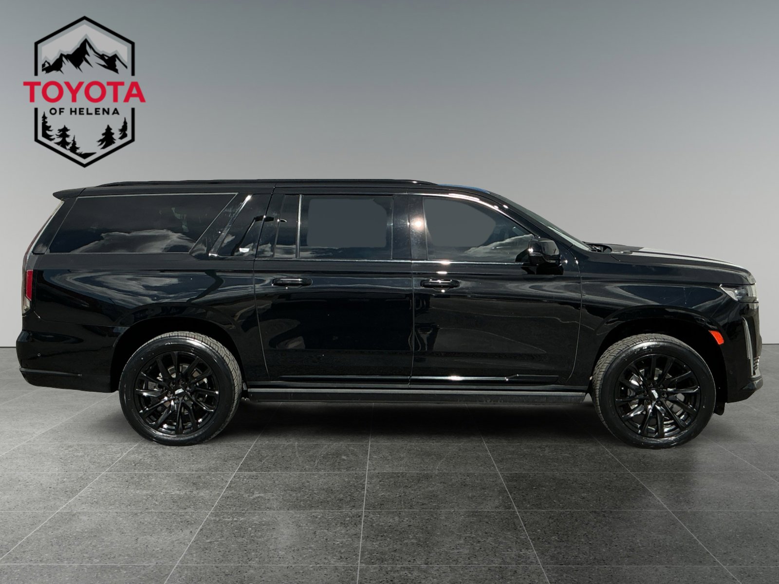 Used 2023 Cadillac Escalade ESV Sport Platinum w/ LPO, ONYX Package image 6