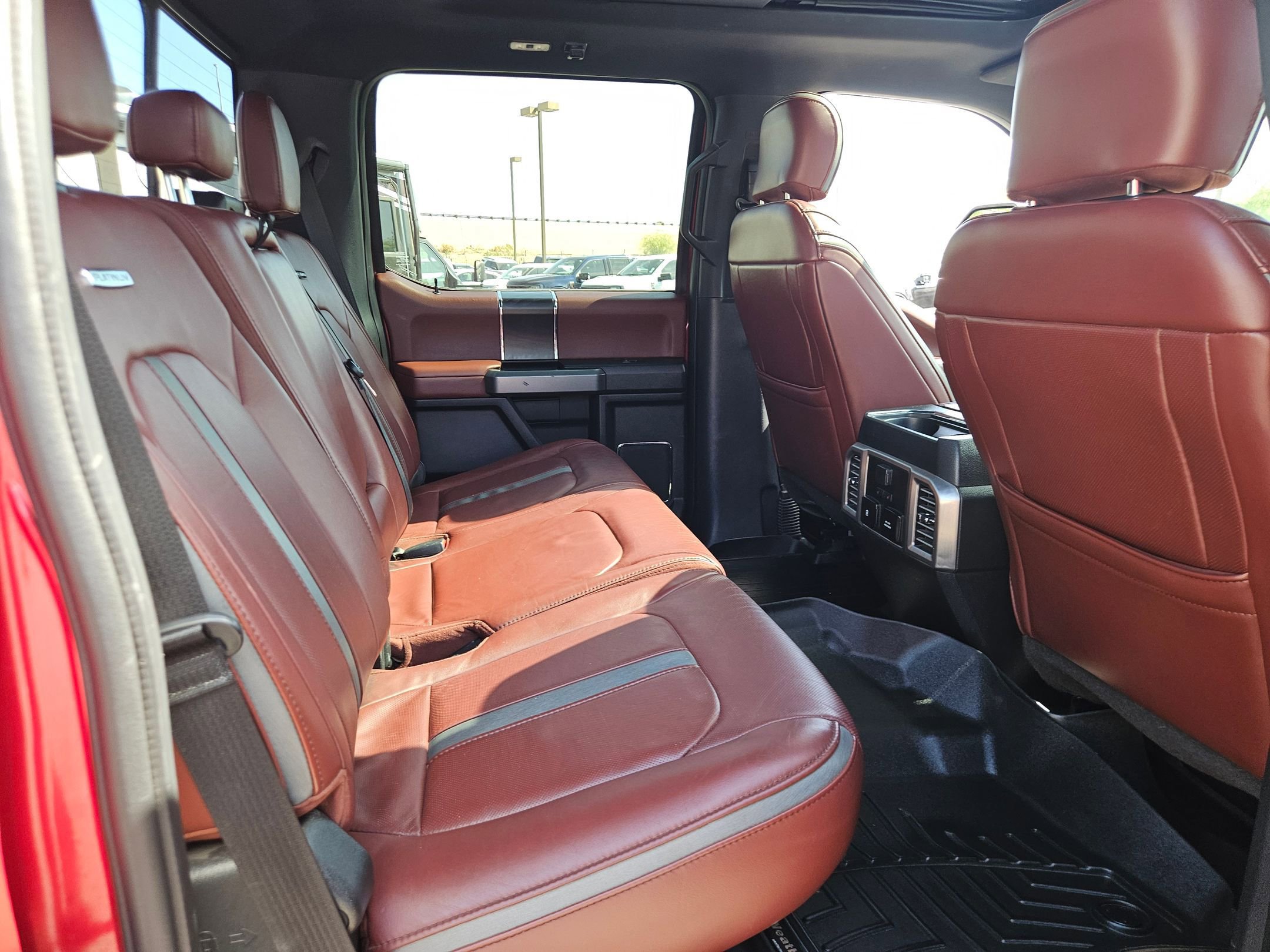 Used 2018 Ford F350 Platinum w/ Platinum Ultimate Package AWD/4WD image 25