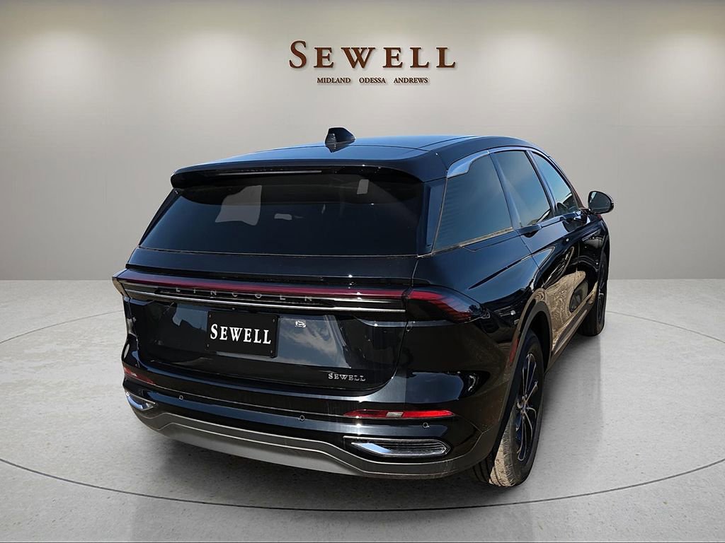 New 2026 Lincoln Nautilus Premier AWD/4WD image 4