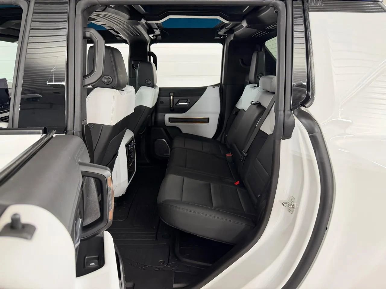 Used 2023 GMC Hummer EV Edition 1 AWD/4WD image 36