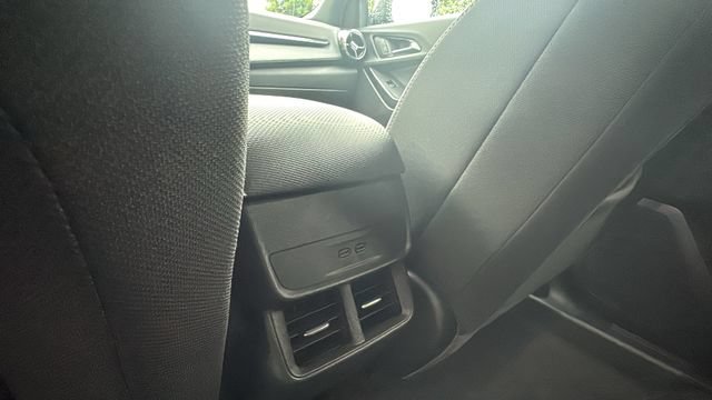 Used 2025 Chevrolet Equinox LT AWD/4WD image 25
