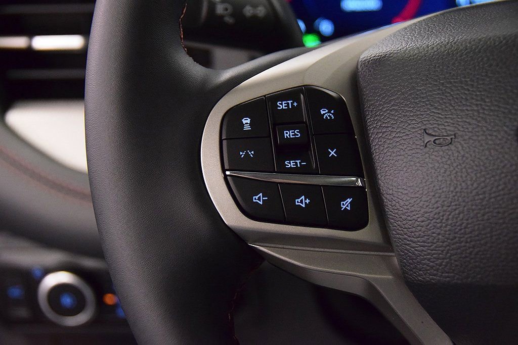 New 2026 Ford Explorer Active w/ Active Comfort Package image 21