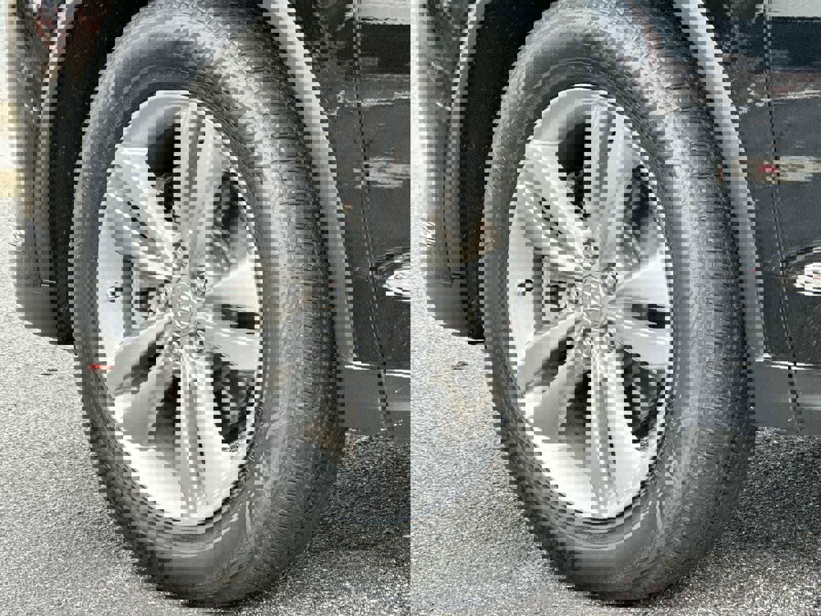 Used 2024 Acura MDX SH-AWD image 11