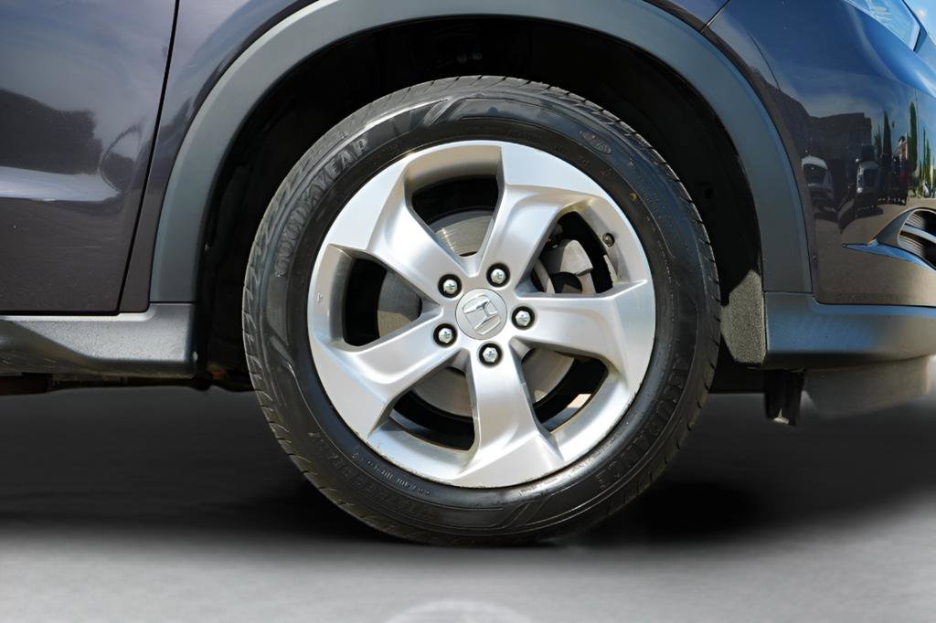 Used 2017 Honda HR-V EX-L image 9