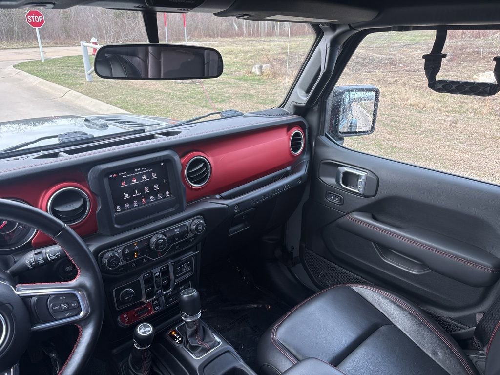 Used 2021 Jeep Wrangler Unlimited Rubicon w/ LED Lighting Group AWD/4WD image 45