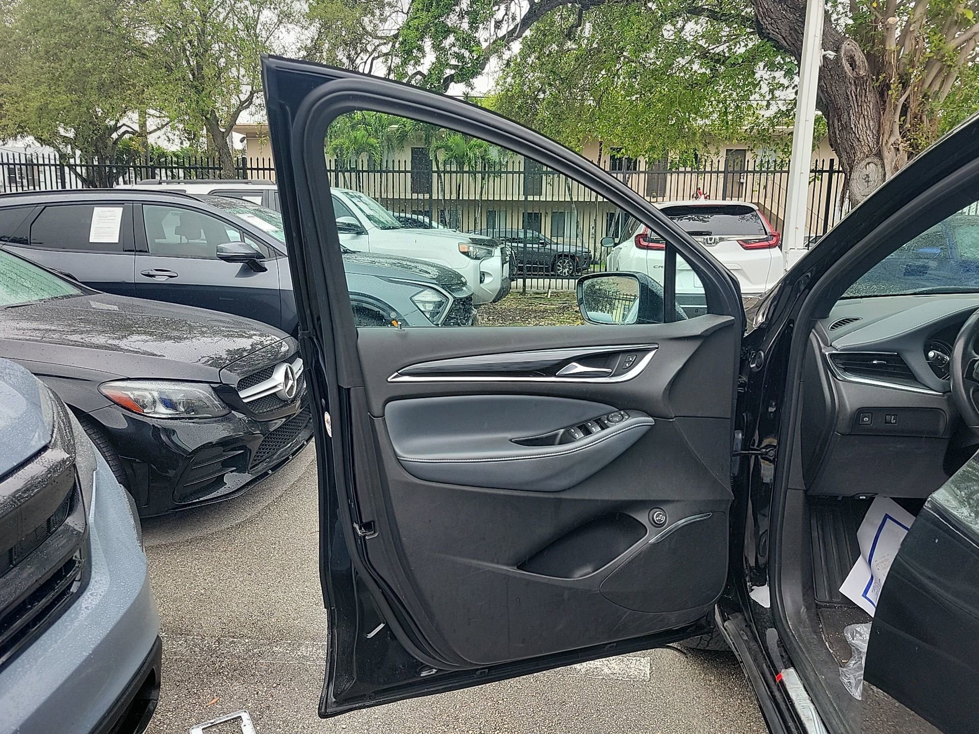 Used 2024 Buick Enclave Essence w/ Sport Touring Edition image 26