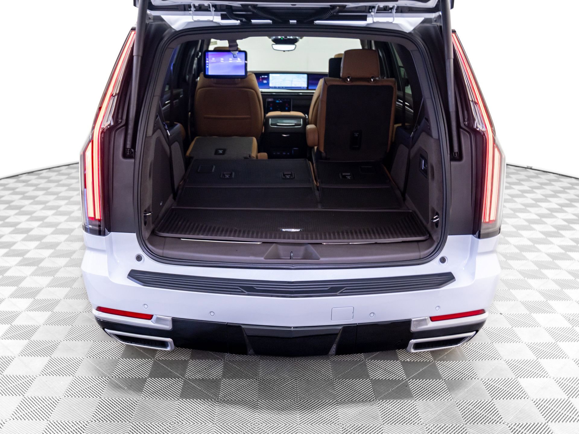 New 2026 Cadillac Escalade Luxury w/ Touring Package image 36