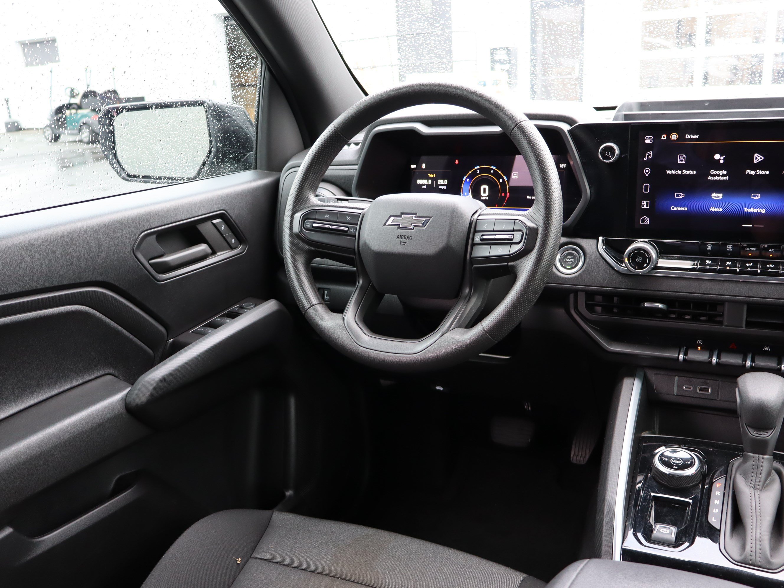 Used 2024 Chevrolet Colorado Trail Boss w/ Technology Package AWD/4WD image 13