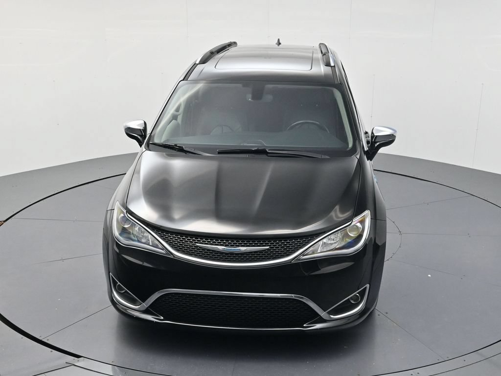 Used 2020 Chrysler Pacifica Limited FWD image 37
