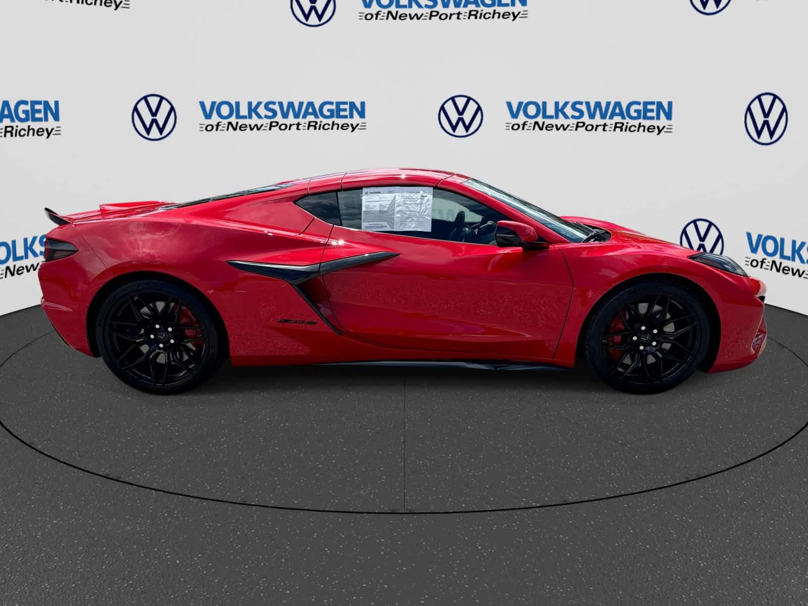Used 2024 Chevrolet Corvette Z06 RWD image 15