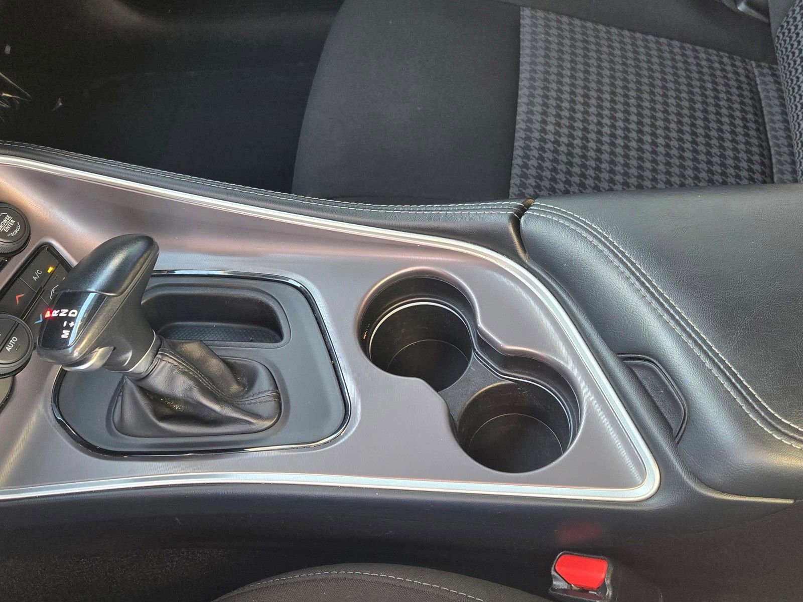 Used 2022 Dodge Challenger GT w/ Blacktop Package image 16