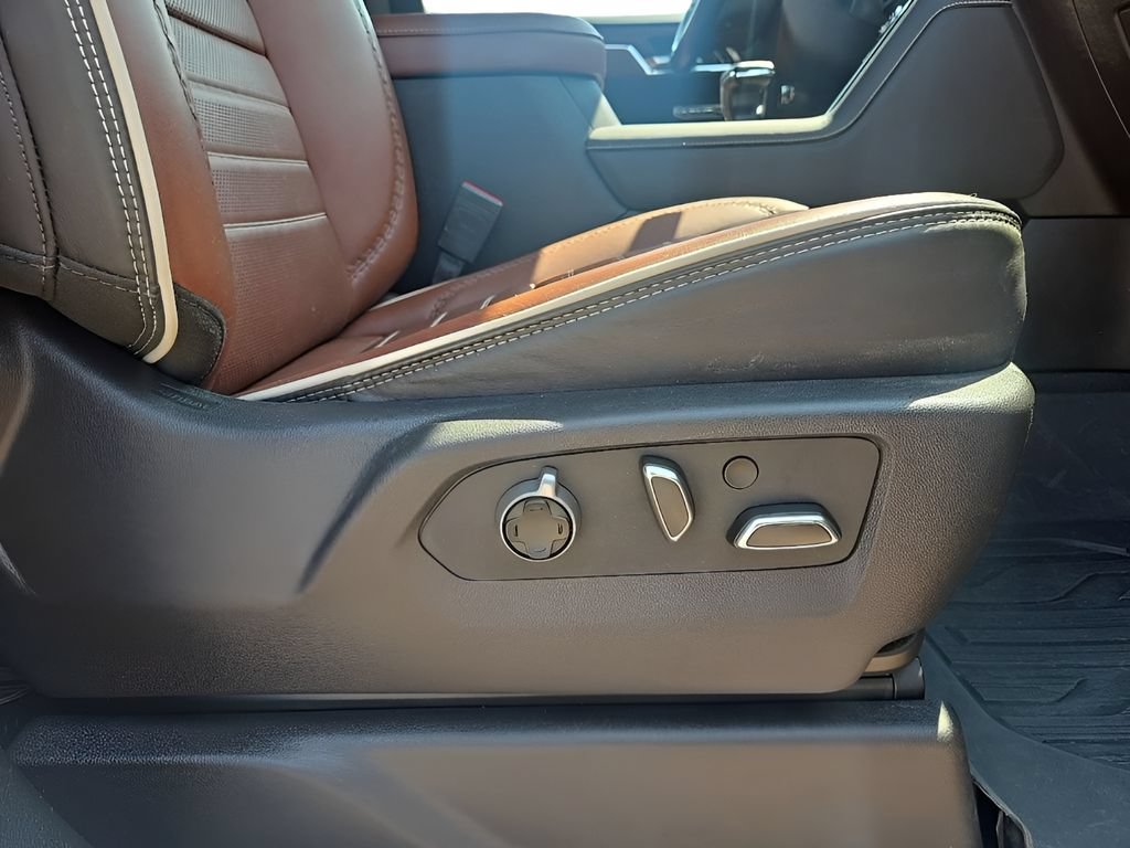 Used 2024 GMC Sierra 1500 Denali Ultimate AWD/4WD image 25