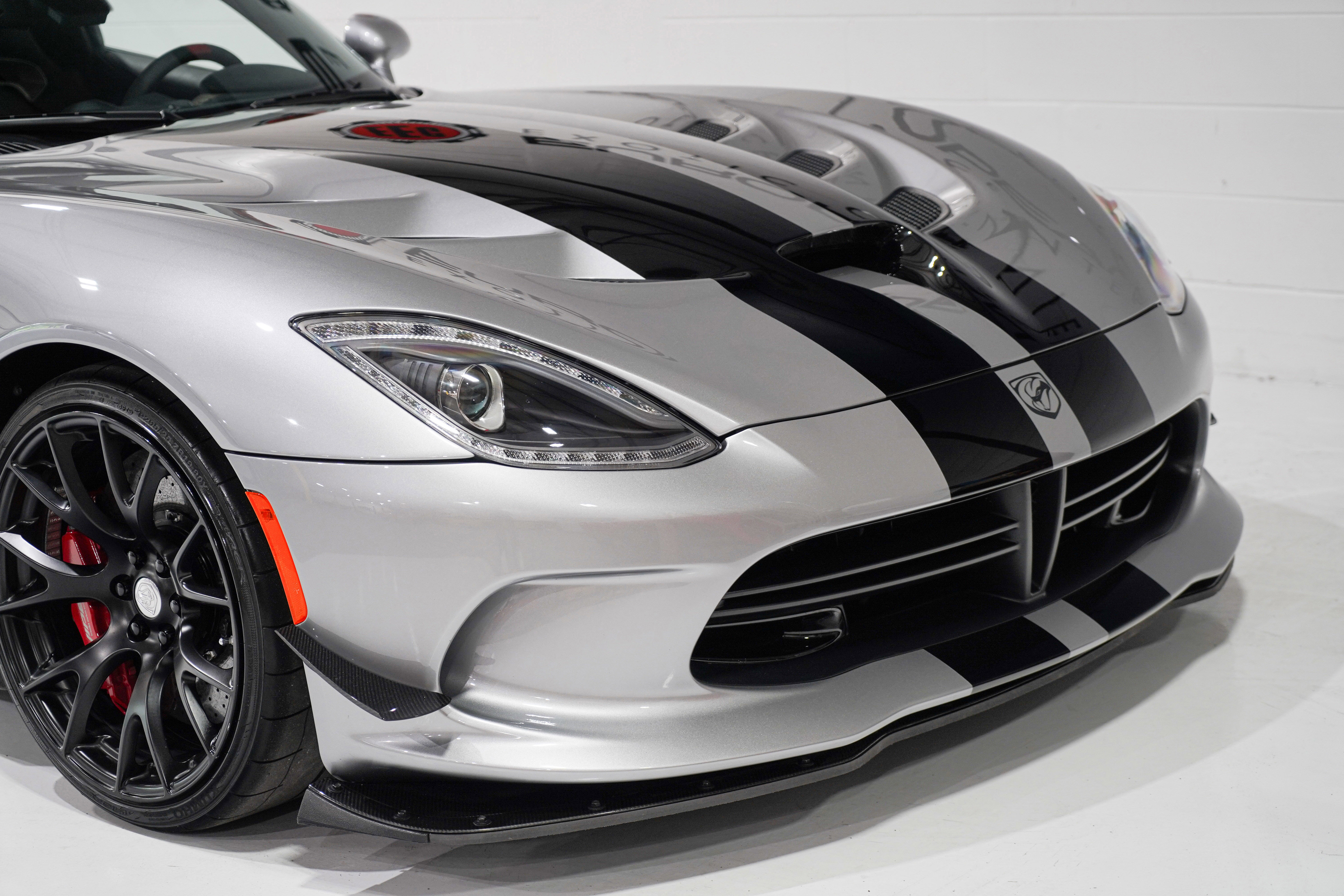 Used 2016 Dodge Viper ACR RWD image 23