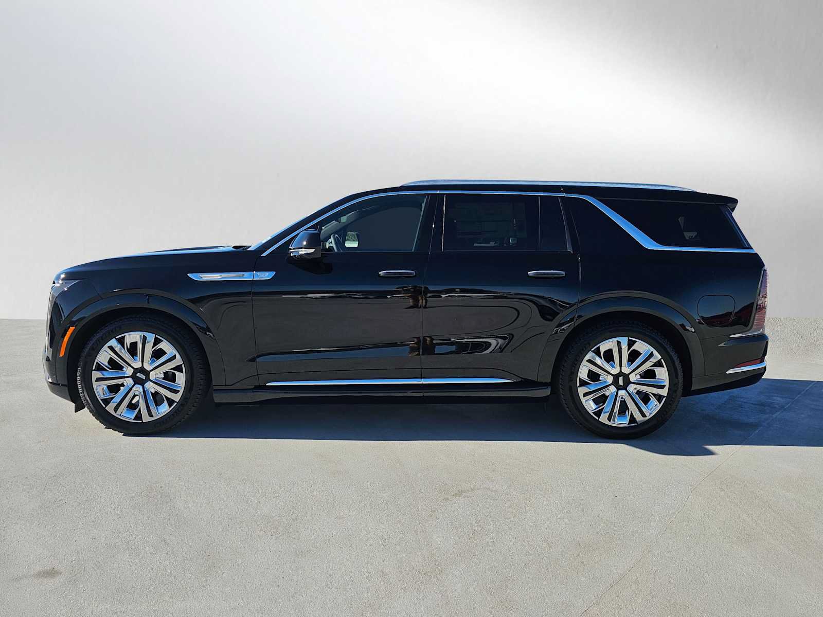 New 2026 Cadillac Escalade IQL Luxury w/ LPO, Radiant Package AWD/4WD image 6